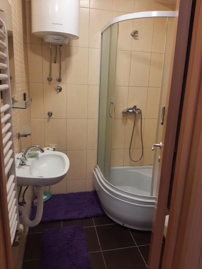 Belmir Apartment Mali Mokri Lug Екстериор снимка