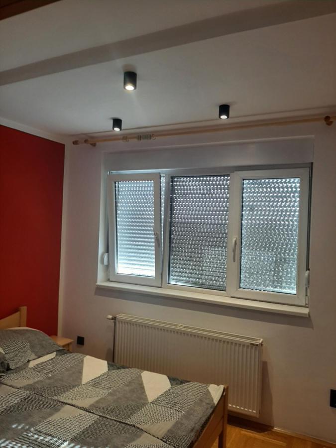 Belmir Apartment Mali Mokri Lug Екстериор снимка
